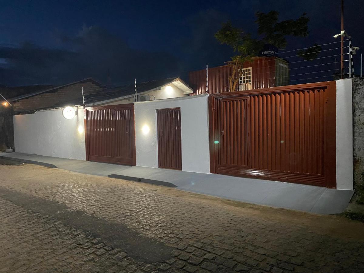 Container Lb Com Garagem Para Carros De Ate 4,5M Boa Vista  Exterior photo
